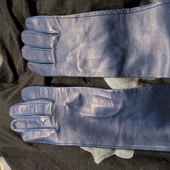 Elegant Maison Margiela Long Blue Leather Gloves - Picture 7 of 8